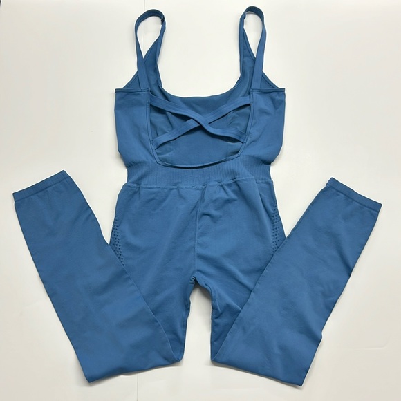 FP Movement Free People Good Karma Onesie Blue M/L NWOT - Picture 4 of 8